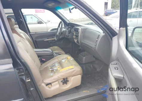 2002 Ford Explorer Sport Trac z USA, uszkodzony, nr VIN 1FMZU77E02UB26033